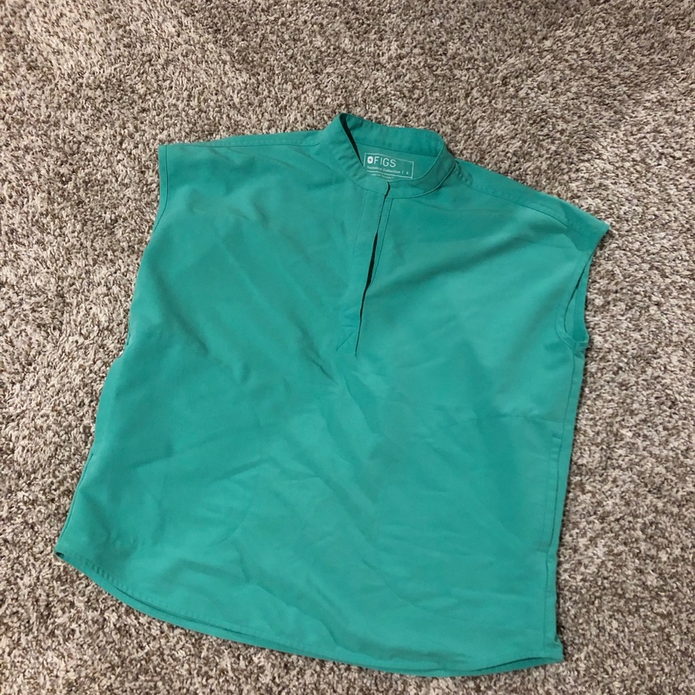 Figs small Rafael oversized scrub top (surgical green)